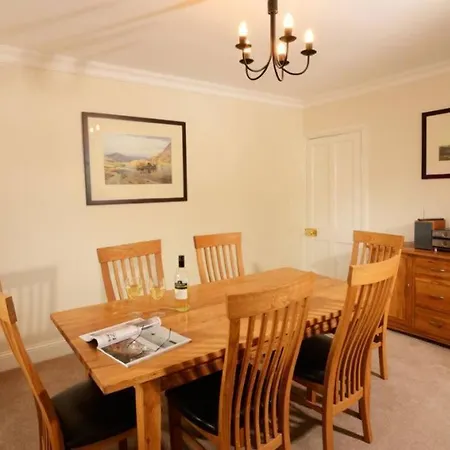 Holiday home Rosegate House,