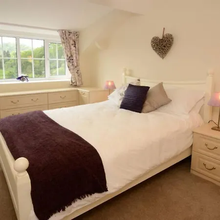 펜션 Rosegate House,